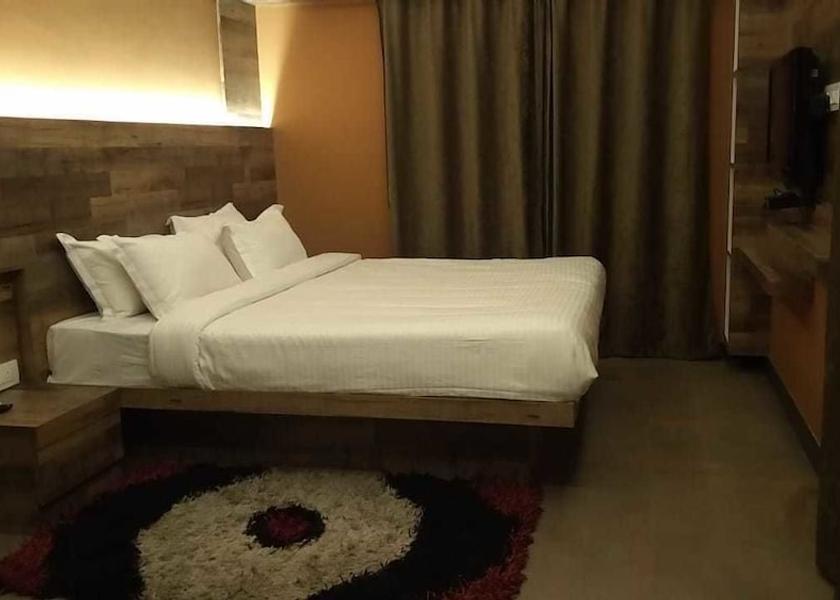 Karnataka Kunigal Room
