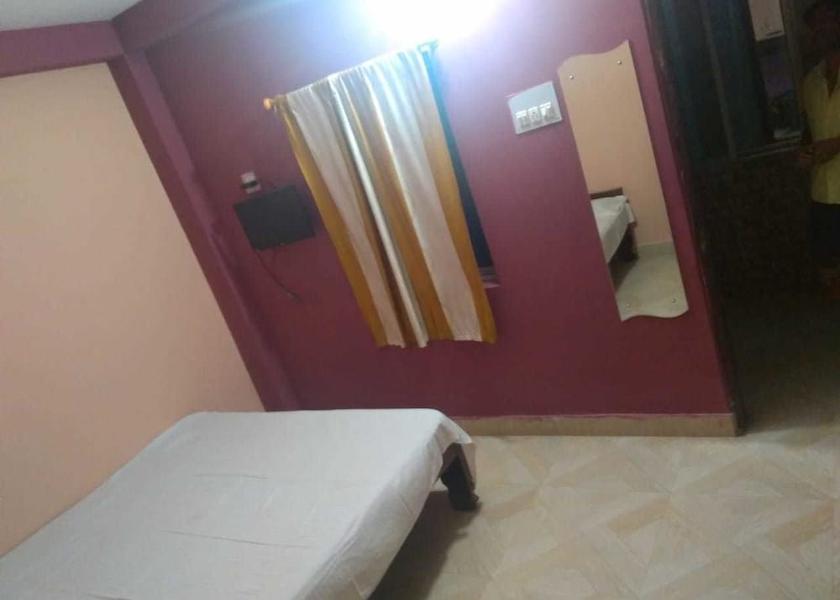 Bihar Rajgir Room