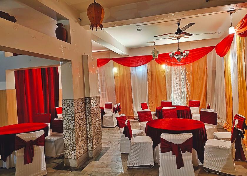 Uttarakhand Dehradun Food & Dining
