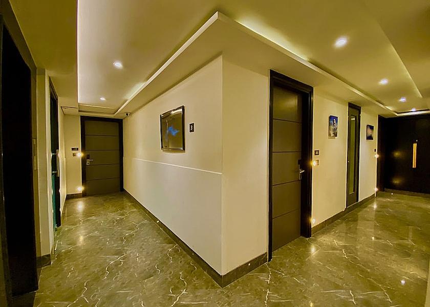 Uttar Pradesh Noida Hallway