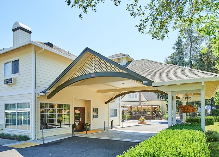 California Geyserville Front of property