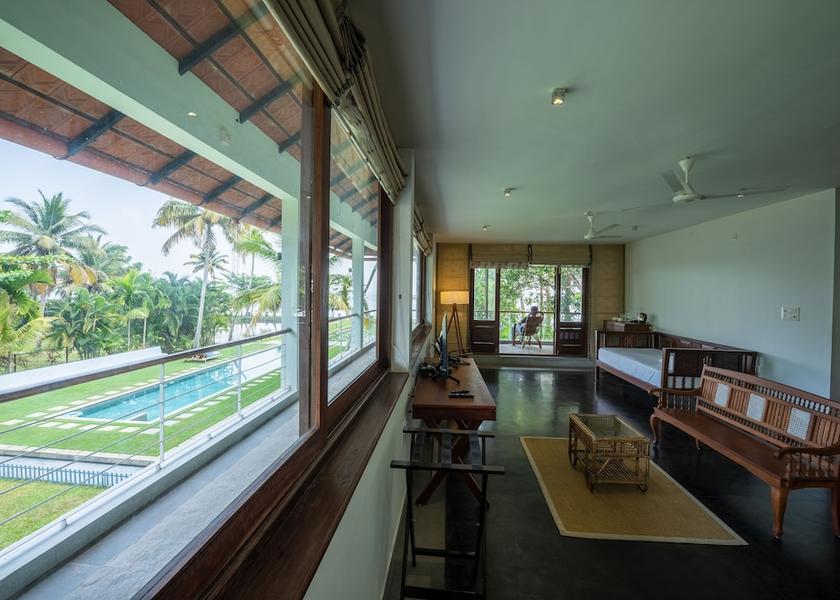 Kerala Alleppey Interior Entrance