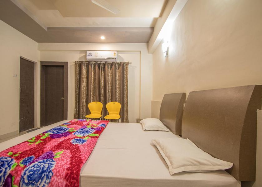 Maharashtra Shegaon Deluxe Room