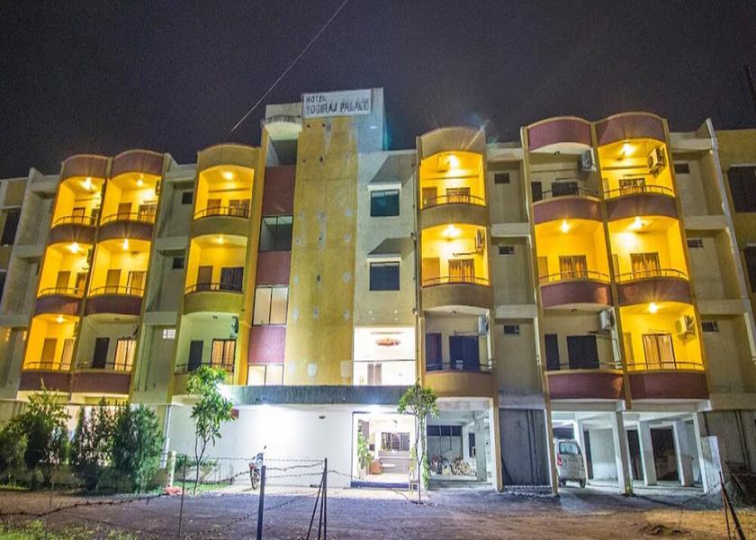 Maharashtra Shegaon Hotel Exterior