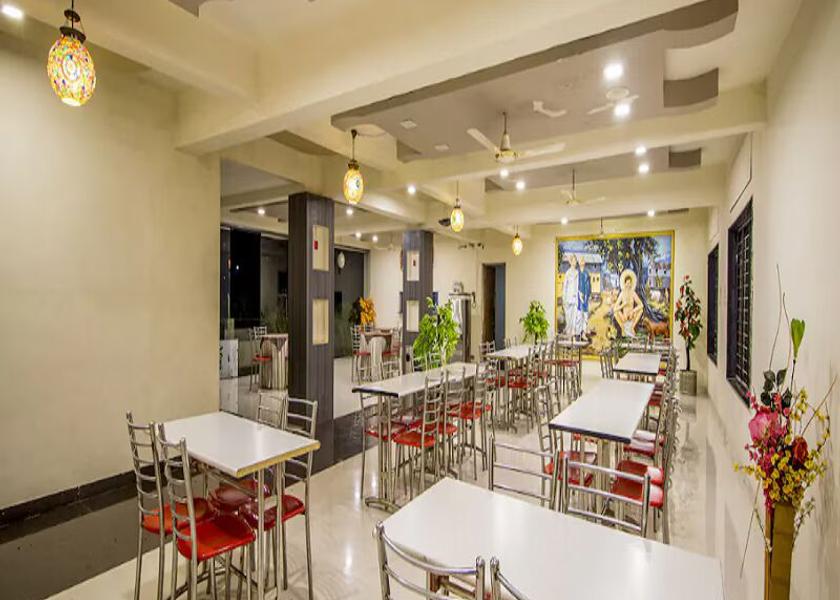Maharashtra Shegaon Food & Dining