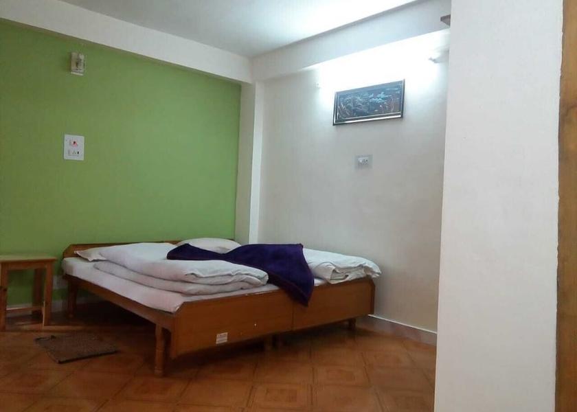 Himachal Pradesh Kalpa Room