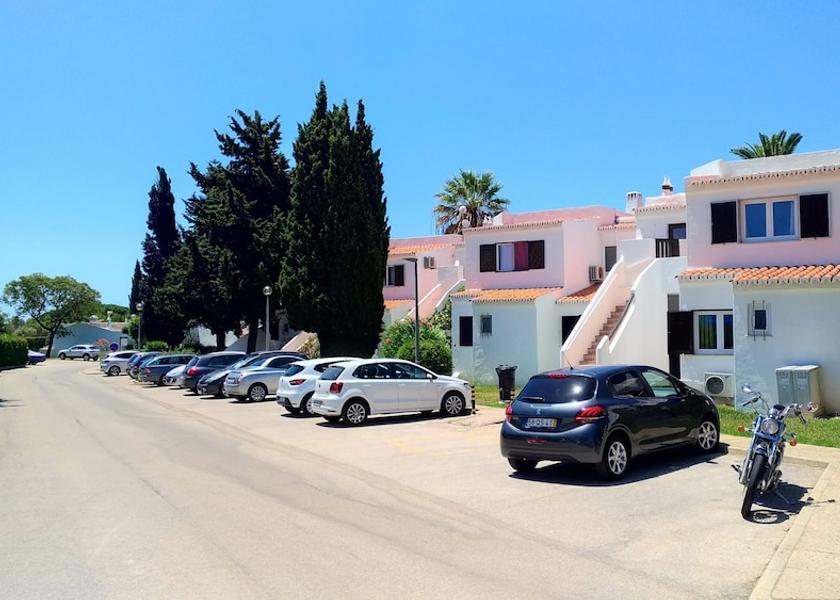 Faro Lagoa Parking