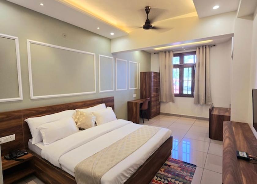 Uttarakhand Pithoragarh Hotel View