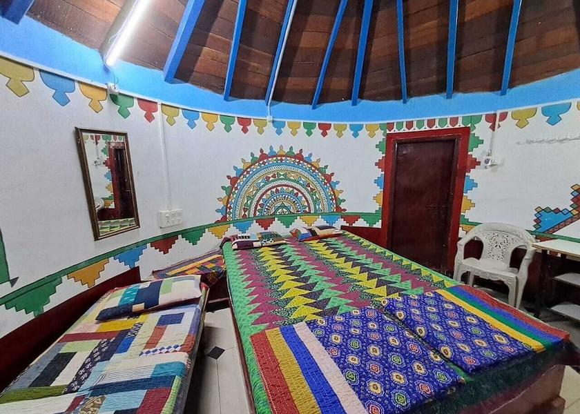Gujarat Hodka Room