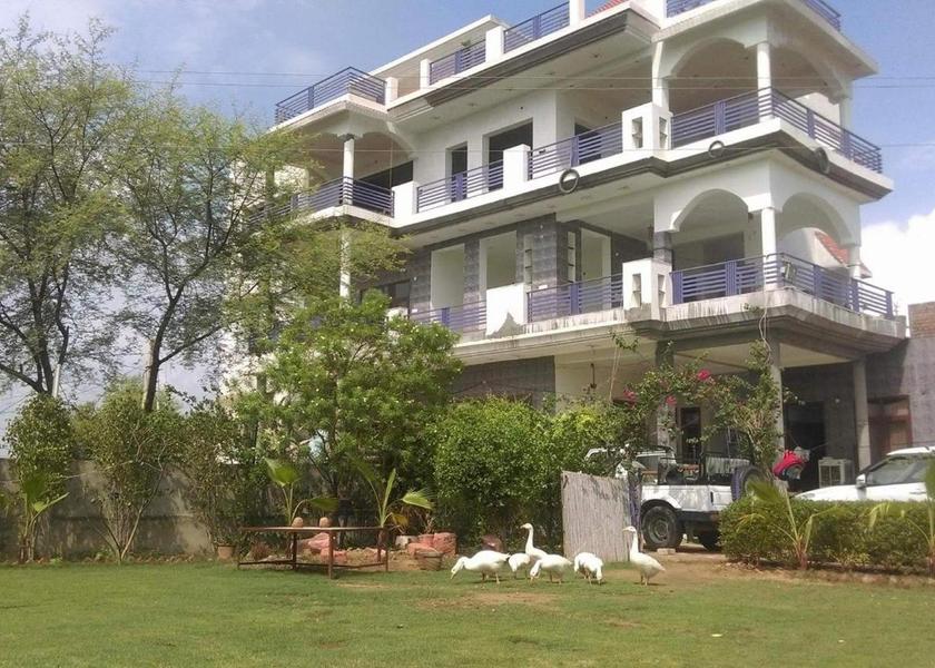 Rajasthan Bharatpur Hotel Exterior