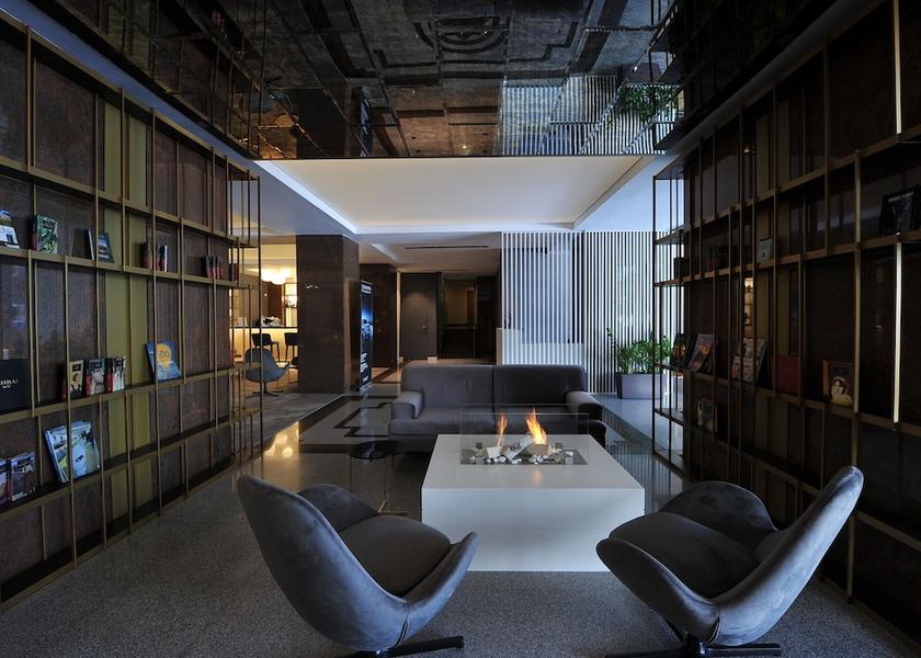  Bucharest Interior Entrance