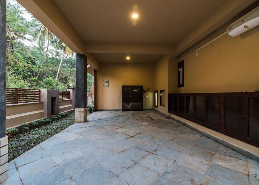 Goa Calangute Exterior Detail