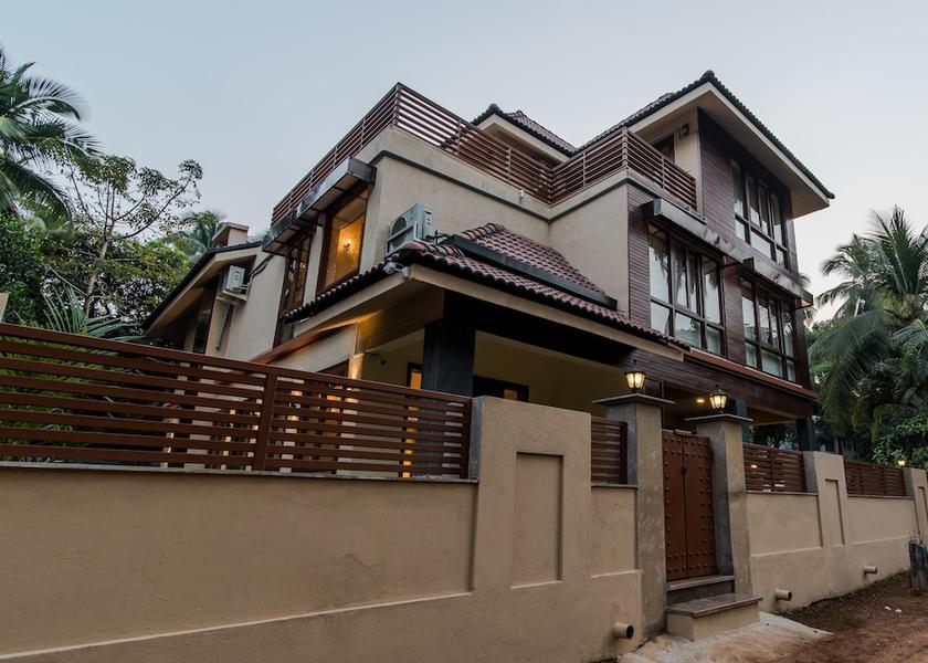Goa Calangute Exterior Detail
