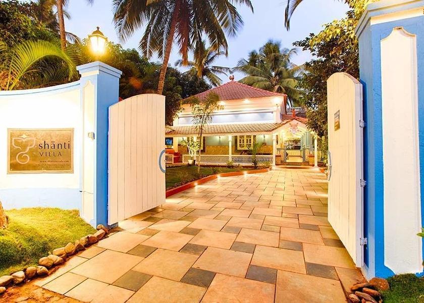 Goa Calangute Entrance