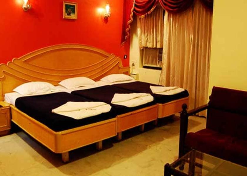 Tamil Nadu Pudukkottai triple bed room view