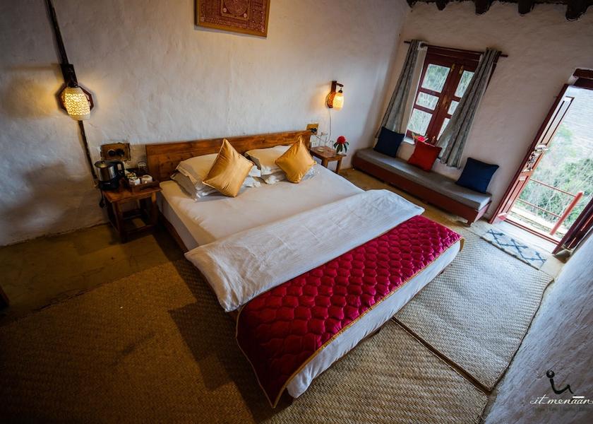 Uttarakhand Nainital Room