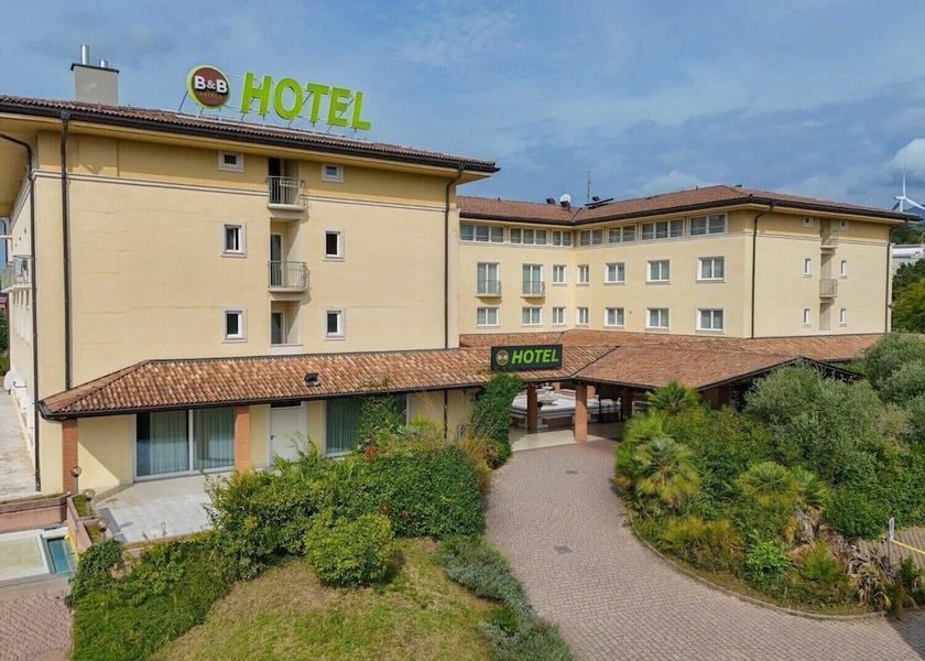Veneto Affi Exterior