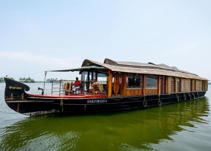 Kerala Alleppey 2BEDROOM LUXURY HOUSEBOAT
