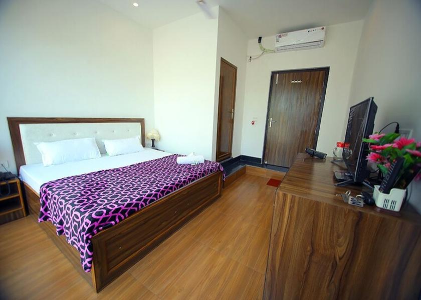 Uttar Pradesh Agra 1025
