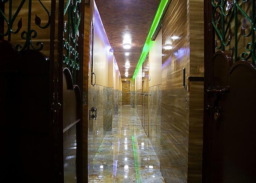 Maharashtra Mumbai Hallway
