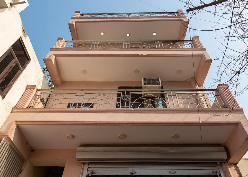 Delhi Delhi Facade