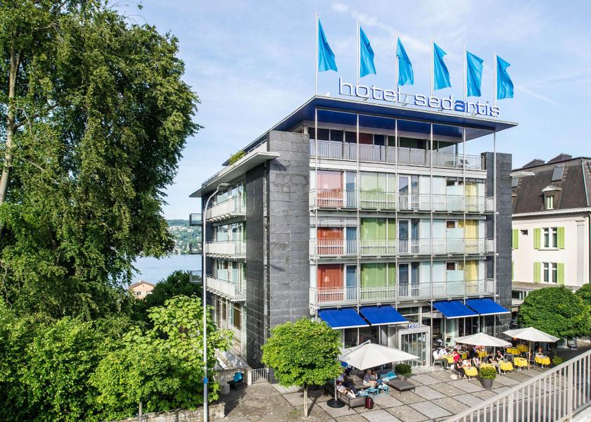 Canton of Zurich Thalwil exterior view