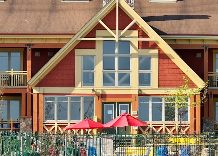 Ontario Blue Mountains Porch