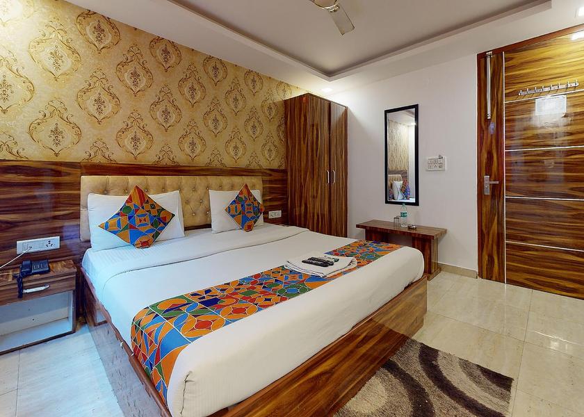 Delhi Delhi Economy Room