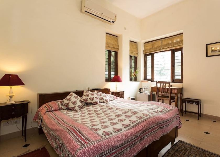 Delhi Delhi Room
