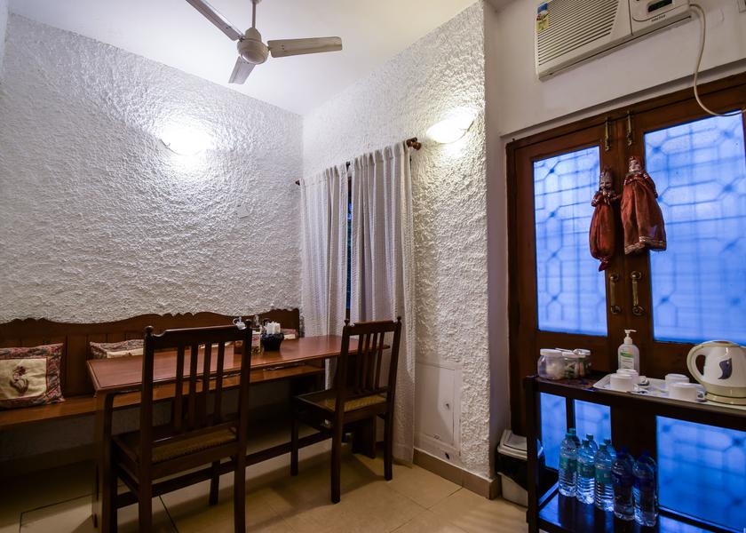 Delhi Delhi 1025