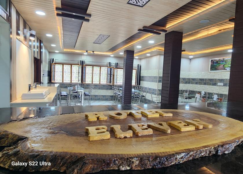 Delhi Delhi Food & Dining