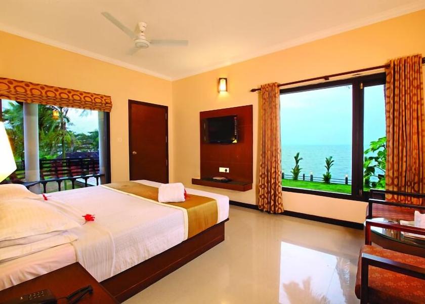 Kerala Kumarakom Room