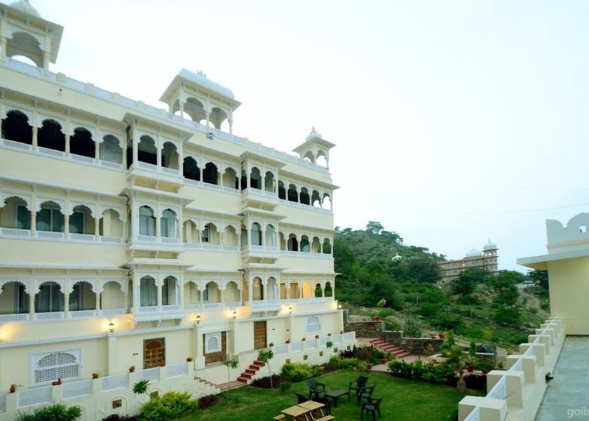 Rajasthan Kumbhalgarh Hotel Exterior