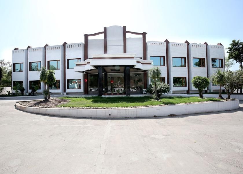 Himachal Pradesh Baddi Facade