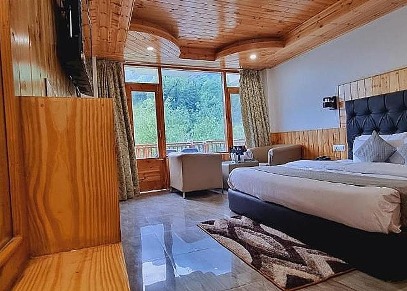 Himachal Pradesh Manali Super Deluxe Room (River & Mountains View)