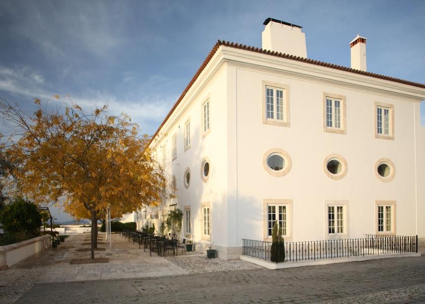 Évora Estremoz Facade