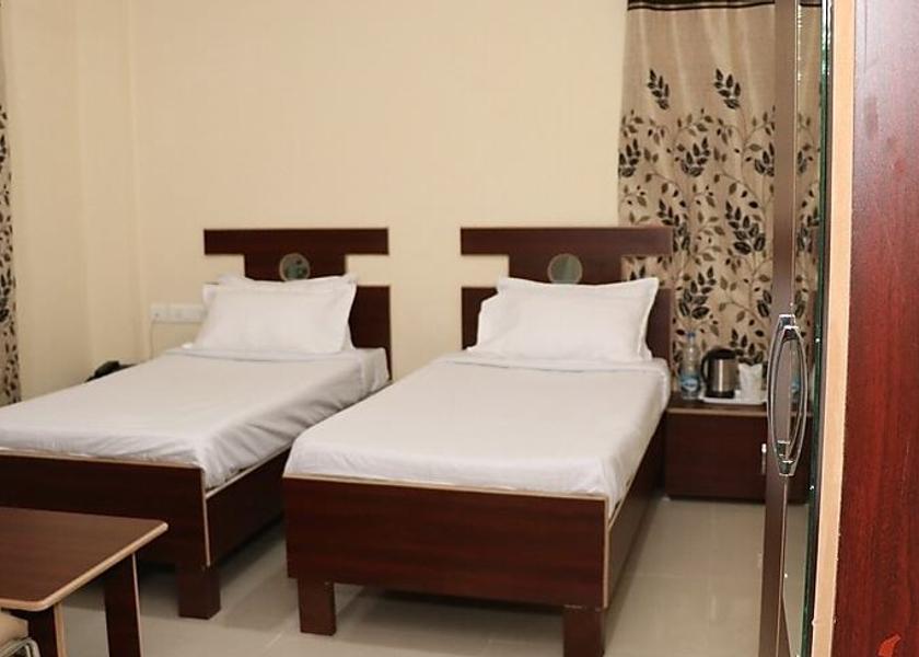 Himachal Pradesh Palampur Room