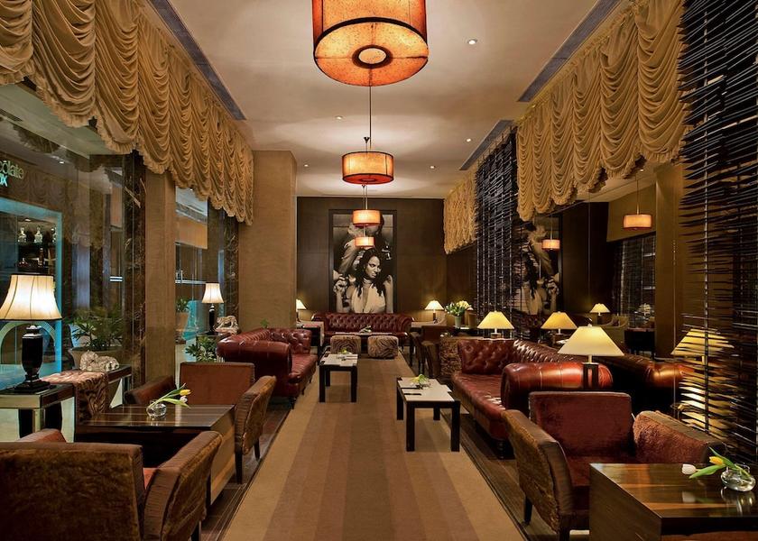 Uttar Pradesh Noida Bar (on property)