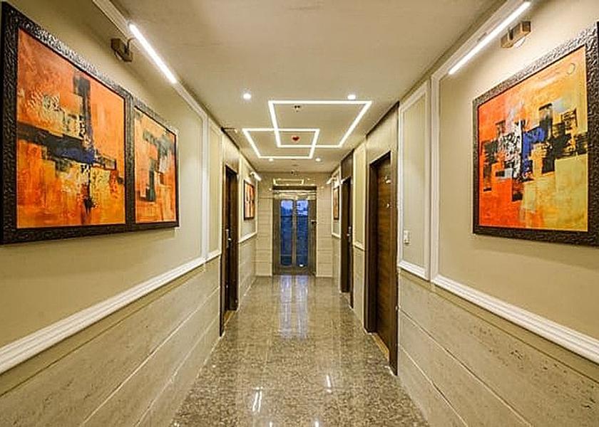 Uttar Pradesh Lucknow Public Areas