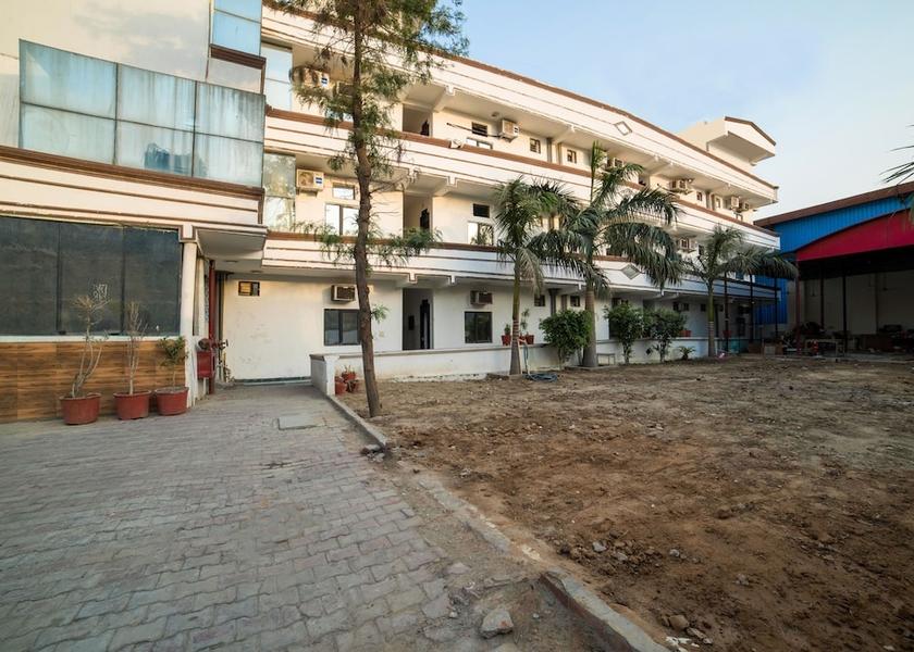 Uttar Pradesh Noida Exterior Detail