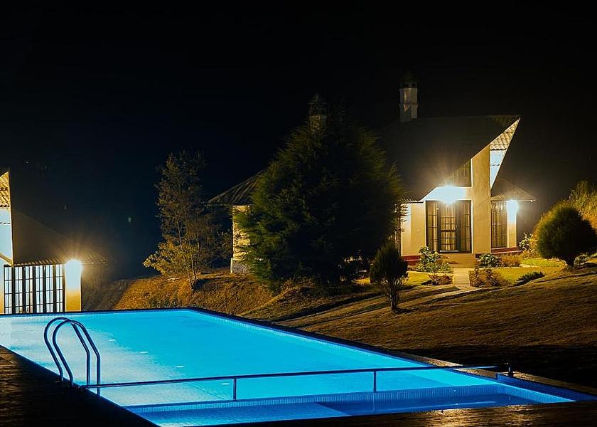 Kerala Munnar Pool
