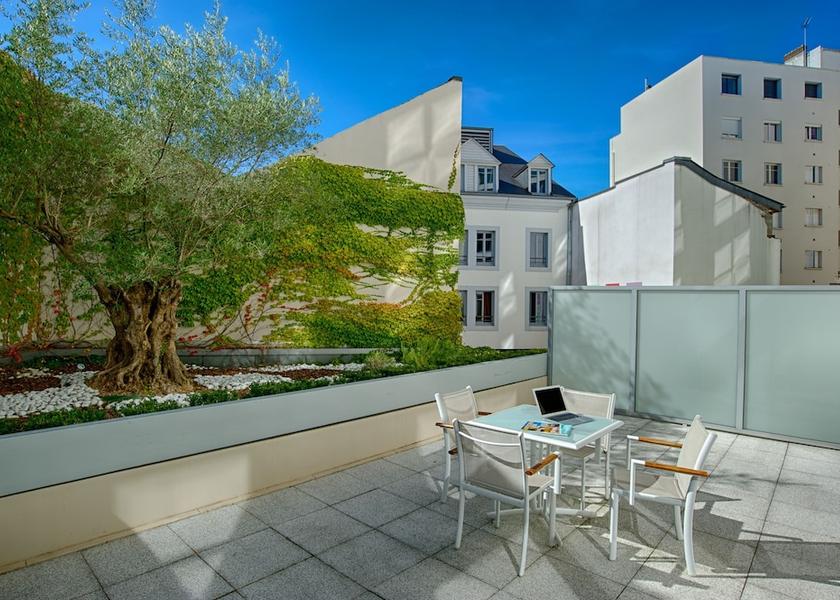 Occitanie Tarbes Terrace/patio