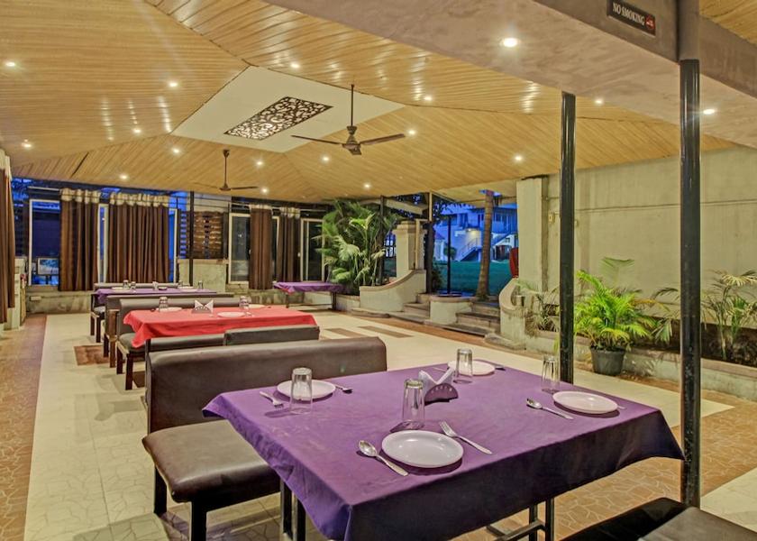 Maharashtra Satara Restaurant