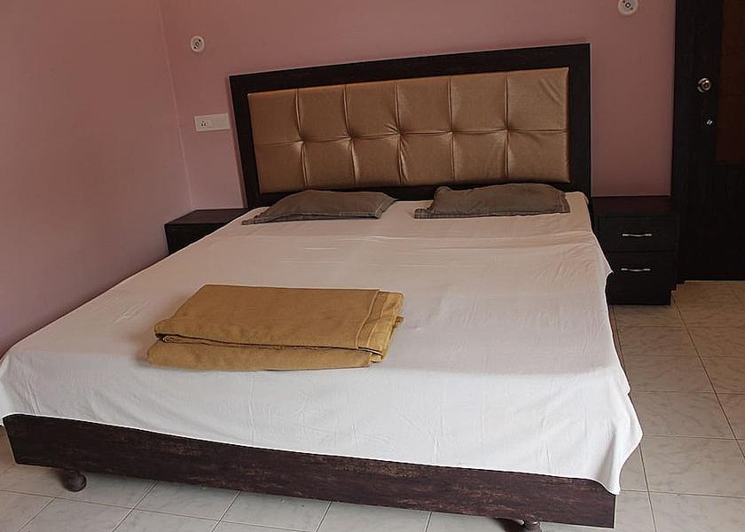 Uttar Pradesh Varanasi Basic Room