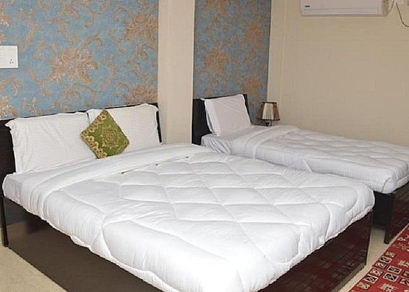 Uttar Pradesh Varanasi Deluxe Double Room, 1 Bedroom