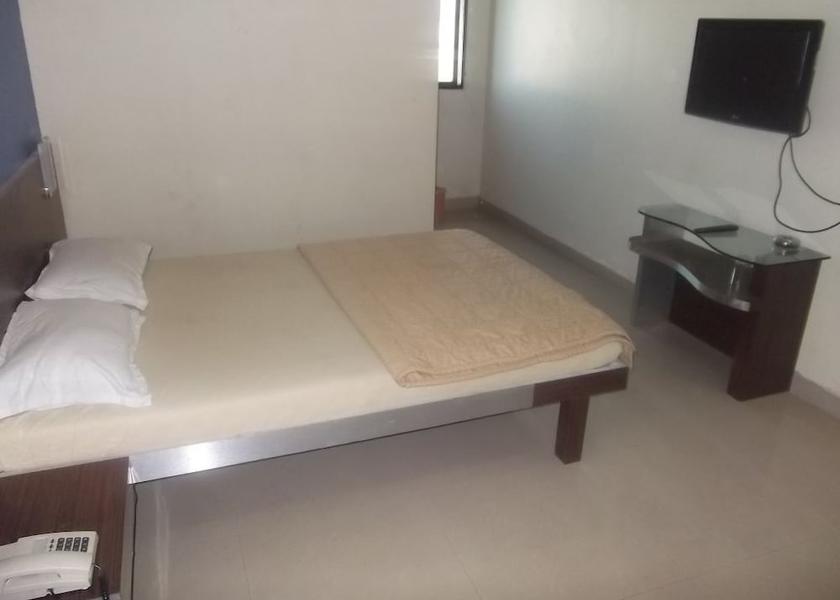 Maharashtra Ranjangaon Room