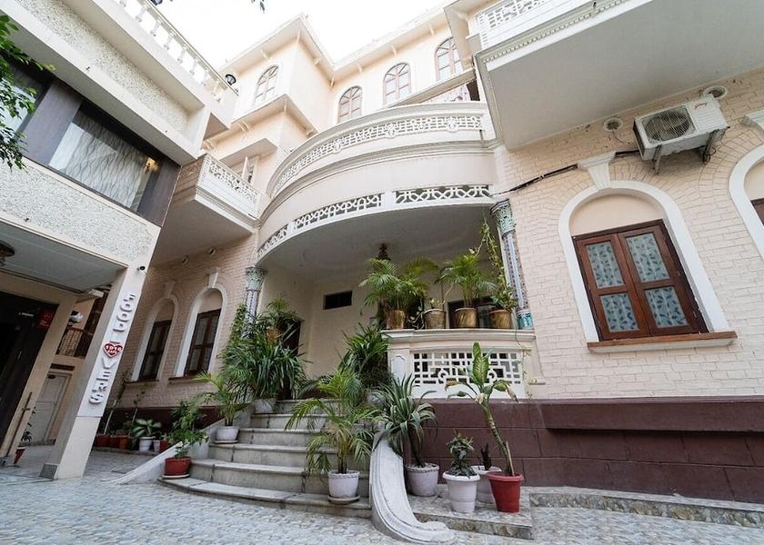 Uttar Pradesh Varanasi Front of property
