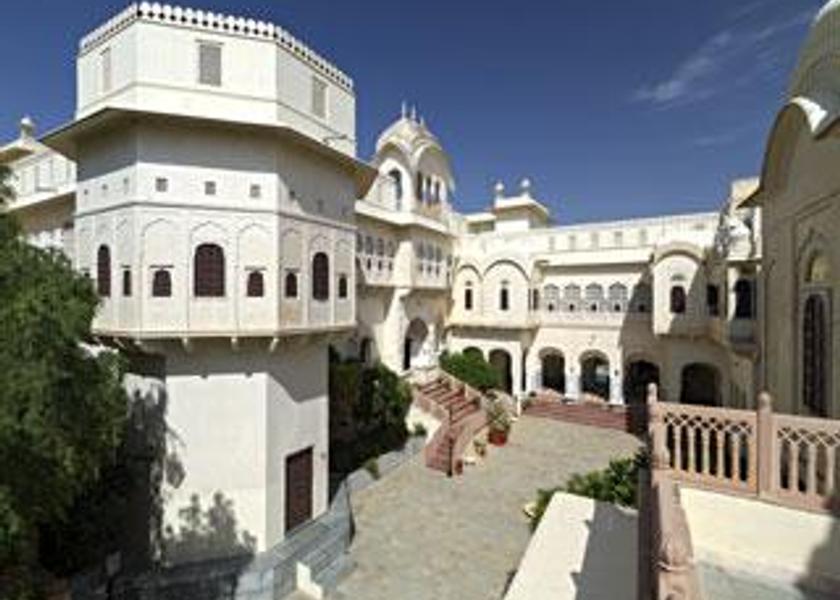 Rajasthan Alsisar Hotel Exterior