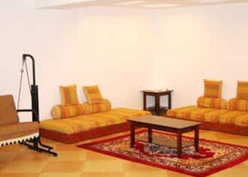 Gujarat Vadodara Club Single Room