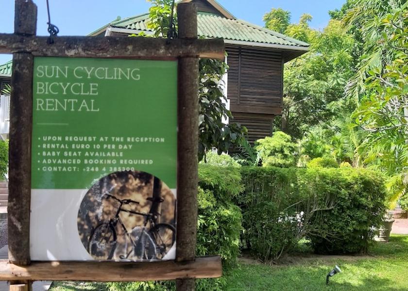 Baie Sainte Anne Praslin Island Bicycling